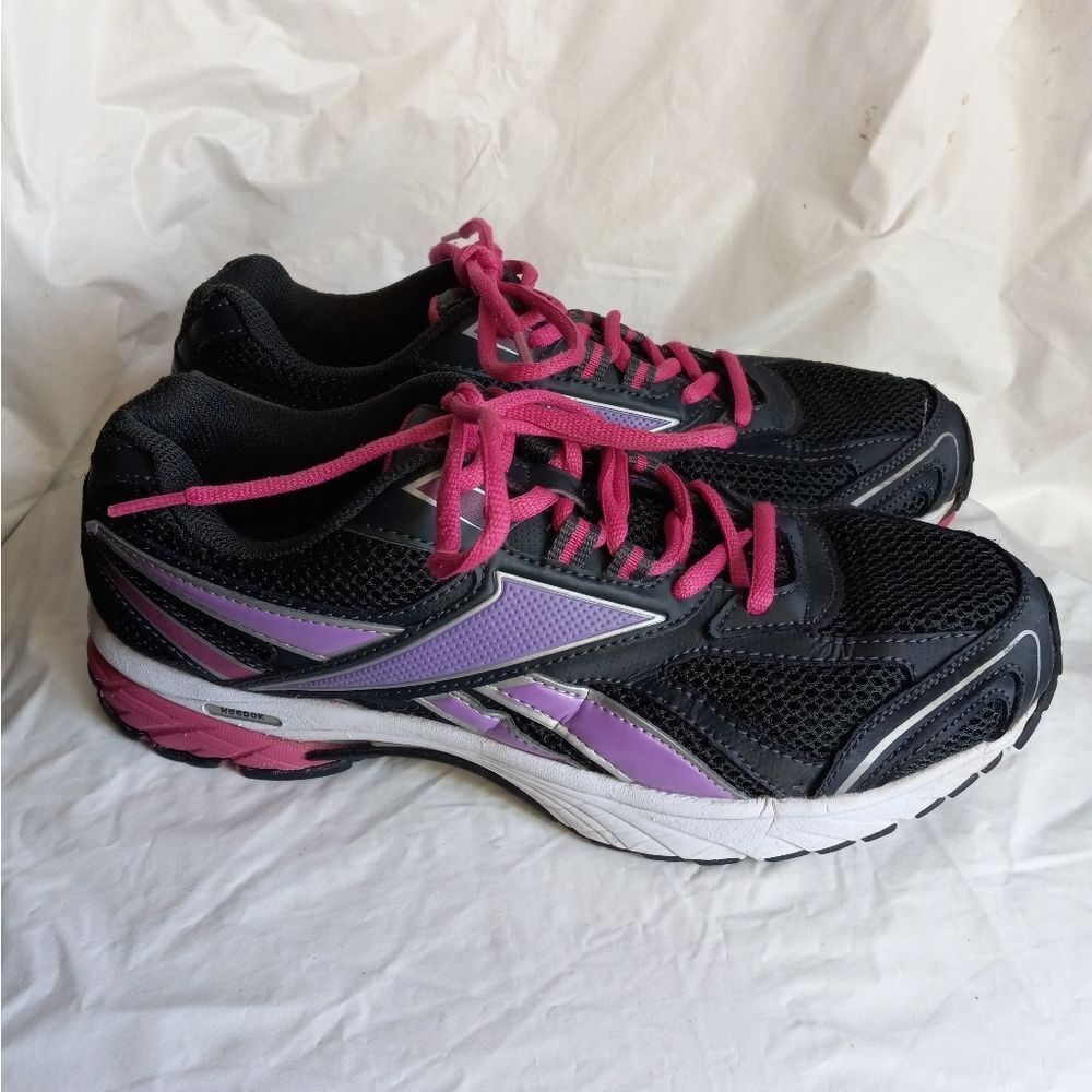 Reebok Womens Running Shoe V48128 Runtone Size 11
